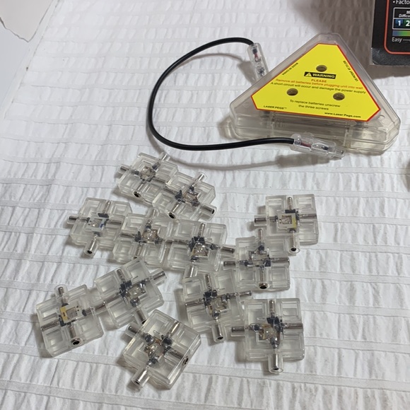 Laser Pegs - Light-Up Building Set - Mini Monster Bug - Picture 11 of 16